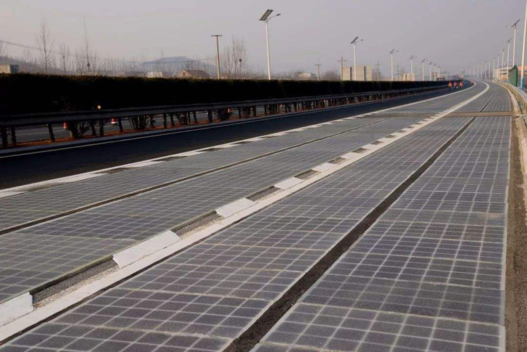 光伏高速公路原理，電動(dòng)汽車在光伏高速上怎樣充電